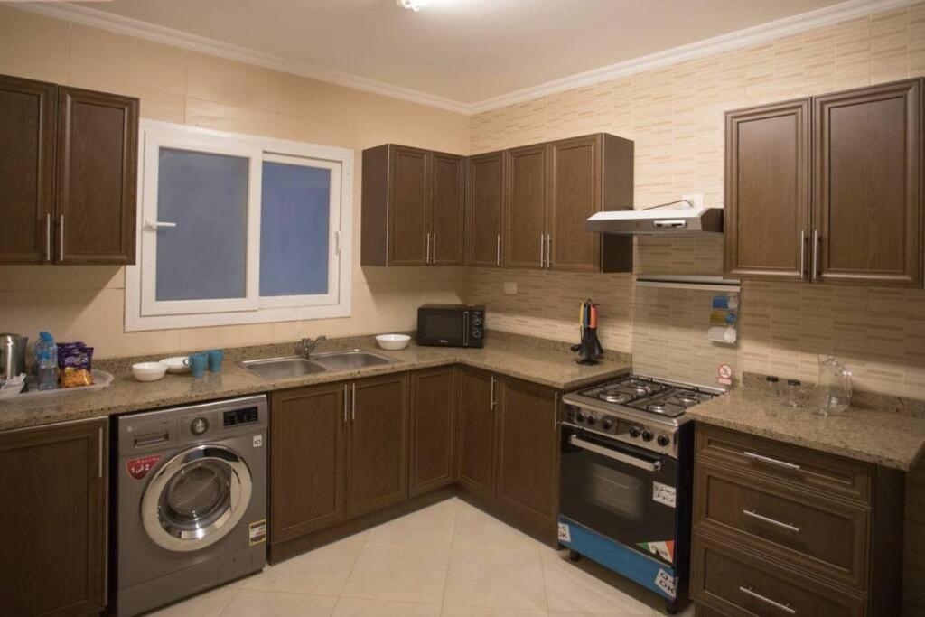 Parkside Boutique 3 Bbr Serviced Apartment - Ocean Blue - Near Airport Cairo Ngoại thất bức ảnh